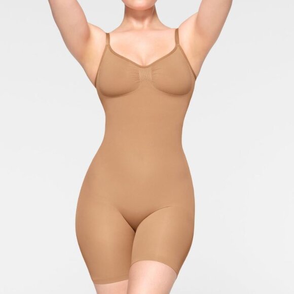 Skims Seamless Sculpt Mid Thigh Bodysuit 2X/3X - Picture 1 of 5